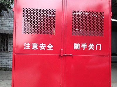 電梯安全門(mén)